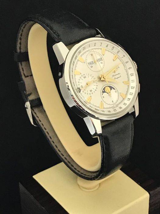 Longines Heritage Triple Date Automatic Chronograph L1.642.4